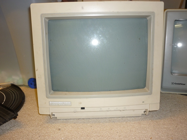 s_1085S_front.JPG