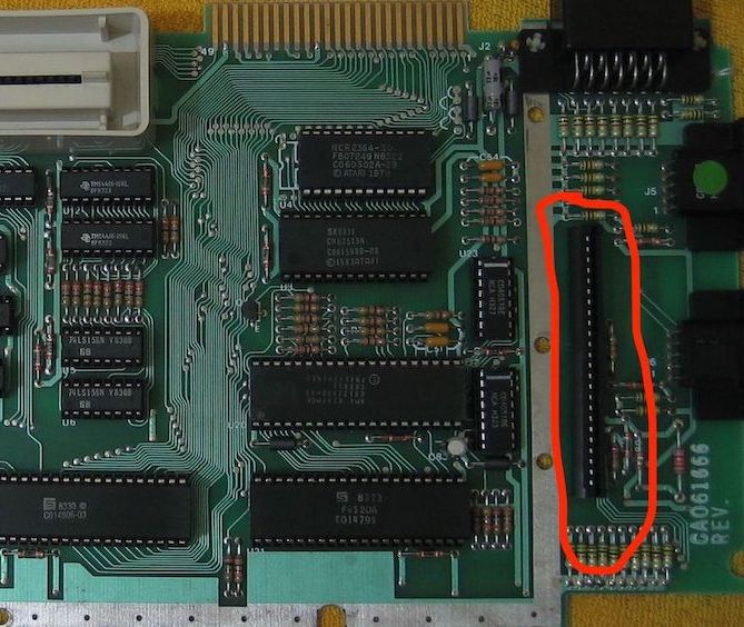 Atari_600XL_01.jpg