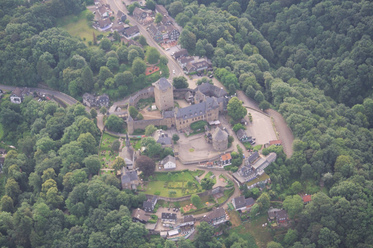 image004.jpg